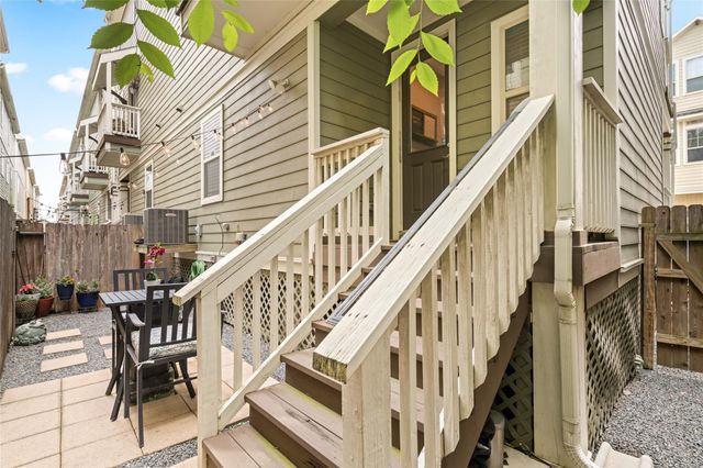 1244 Hobbs Reach Lane, Houston, TX 77008