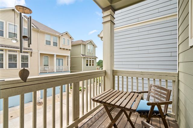 1244 Hobbs Reach Lane, Houston, TX 77008