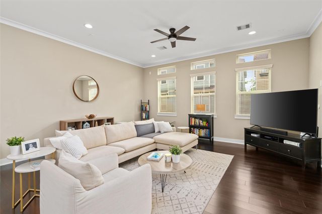 1244 Hobbs Reach Lane, Houston, TX 77008