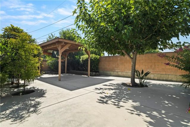 19012 Drycliff, Canyon Country, CA 91351