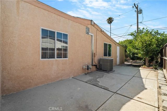 19012 Drycliff, Canyon Country, CA 91351