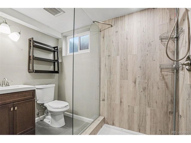 70 S Field St, Lakewood, CO 80226