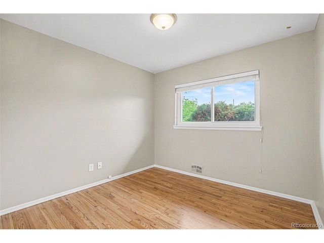 70 S Field St, Lakewood, CO 80226