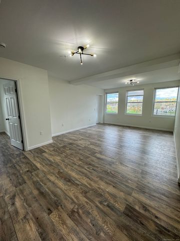 61 Colony Street 2C, Meriden, CT 06451