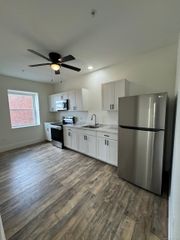 61 Colony Street 2C, Meriden, CT 06451