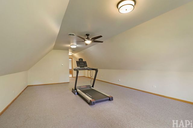 7207 Viscaya Drive, Spring Grove, IL 60081
