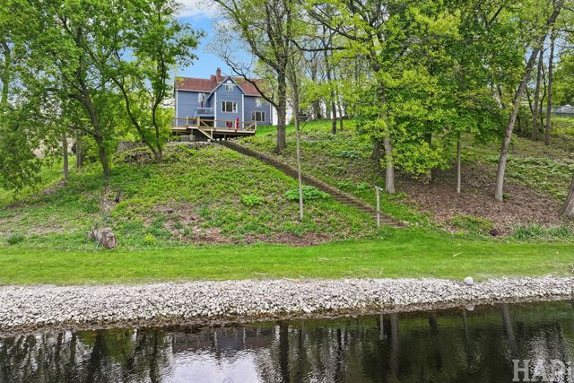 7207 Viscaya Drive, Spring Grove, IL 60081