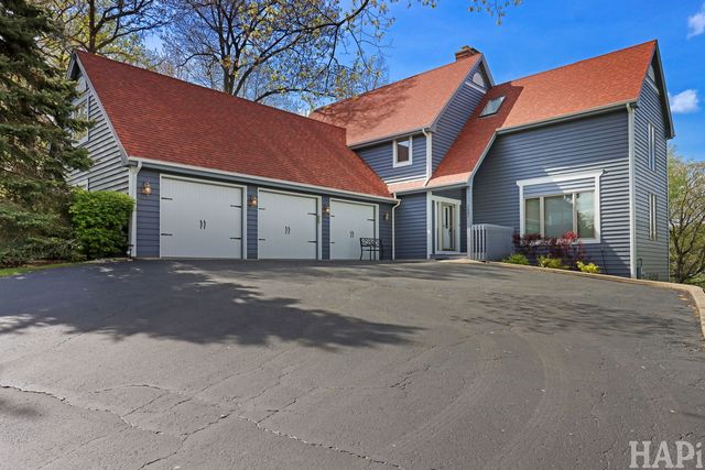 7207 Viscaya Drive, Spring Grove, IL 60081
