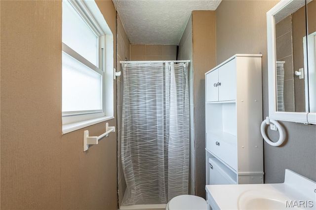 909 Schindler Road, Perryville, MO 63775