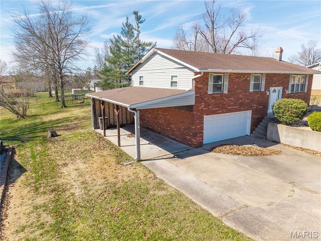 909 Schindler Road, Perryville, MO 63775