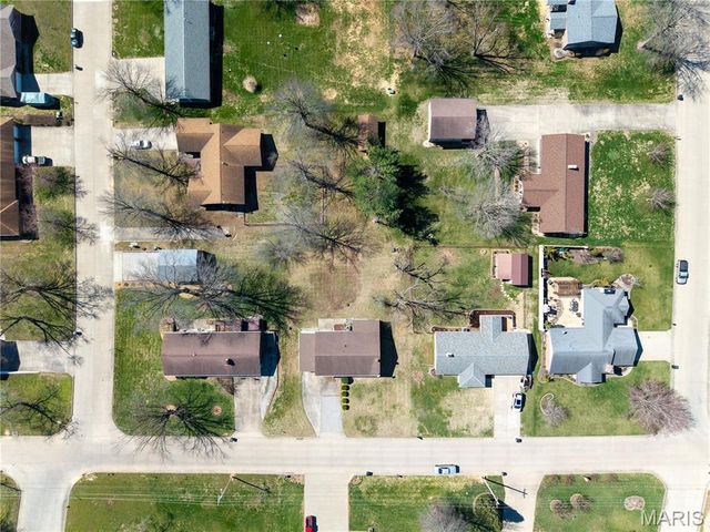 909 Schindler Road, Perryville, MO 63775