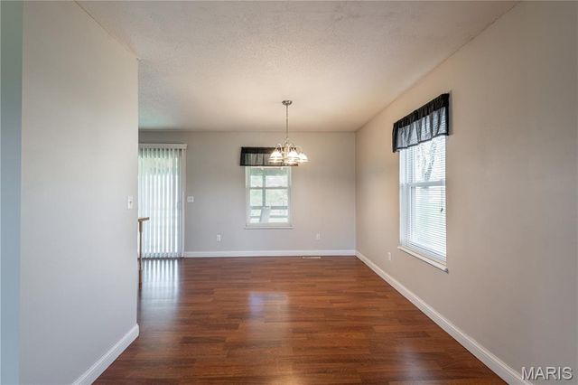 909 Schindler Road, Perryville, MO 63775