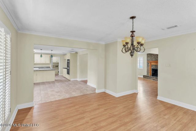 1513 Woodhaven Street, Pascagoula, MS 39581