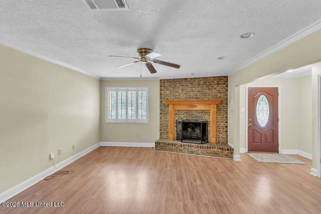 1513 Woodhaven Street, Pascagoula, MS 39581