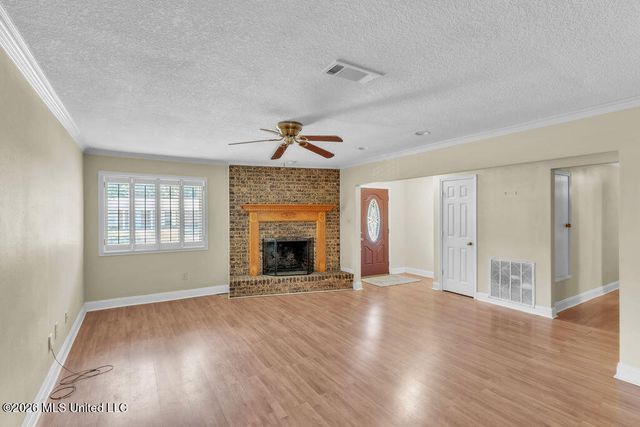 1513 Woodhaven Street, Pascagoula, MS 39581
