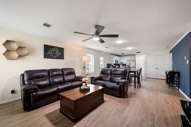 760 Hackberry Branch Court, Magnolia, TX 77354