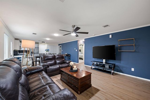 760 Hackberry Branch Court, Magnolia, TX 77354