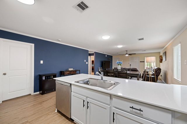 760 Hackberry Branch Court, Magnolia, TX 77354