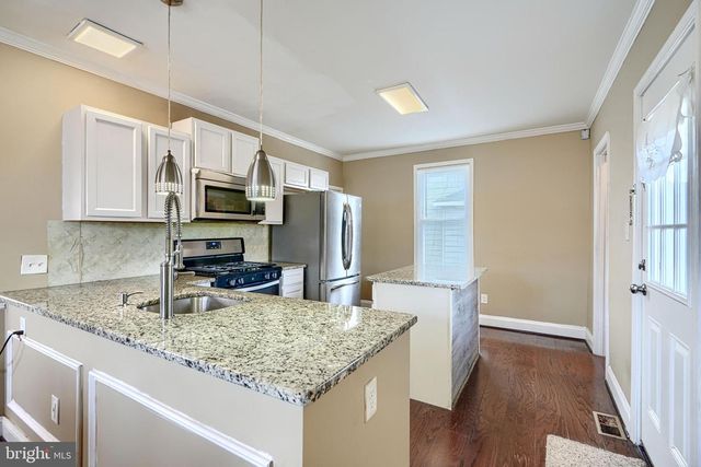 29 HENRY AVE, Nottingham, MD 21236