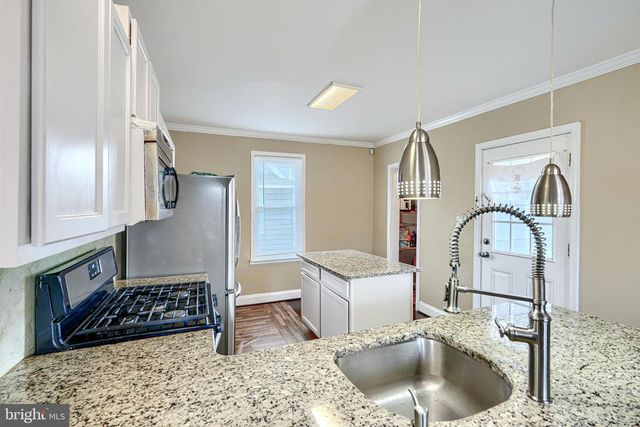 29 HENRY AVE, Nottingham, MD 21236