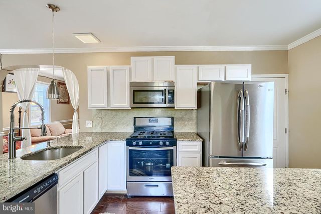 29 HENRY AVE, Nottingham, MD 21236