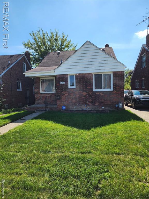 15010 Eastburn Street, Detroit, MI 48205