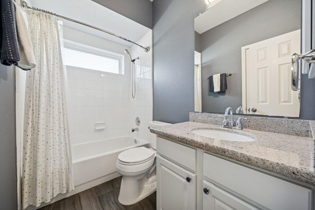 2614 Parkbriar Lane, Pearland, TX 77584