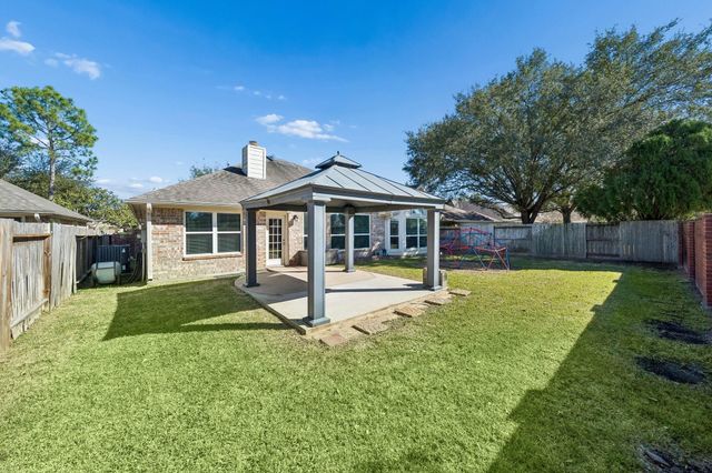2614 Parkbriar Lane, Pearland, TX 77584