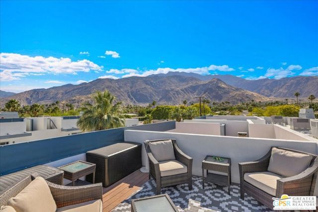 1520 N Via Miraleste, Palm Springs, CA 92262