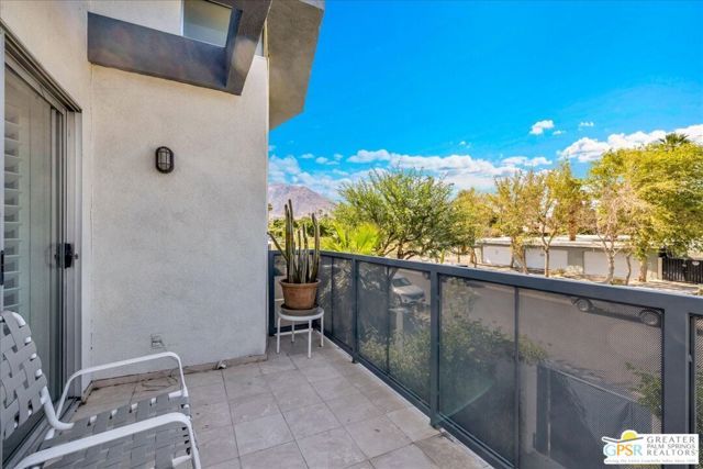 1520 N Via Miraleste, Palm Springs, CA 92262
