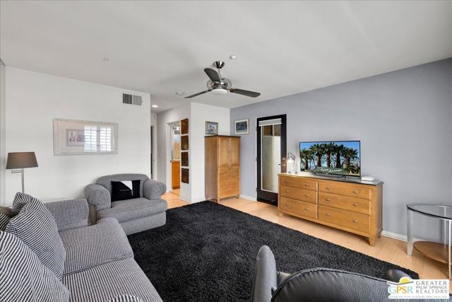 1520 N Via Miraleste, Palm Springs, CA 92262