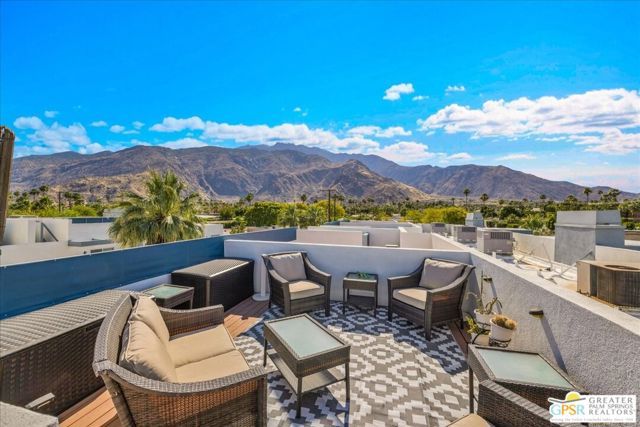 1520 N Via Miraleste, Palm Springs, CA 92262