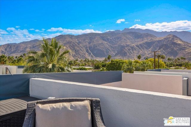 1520 N Via Miraleste, Palm Springs, CA 92262