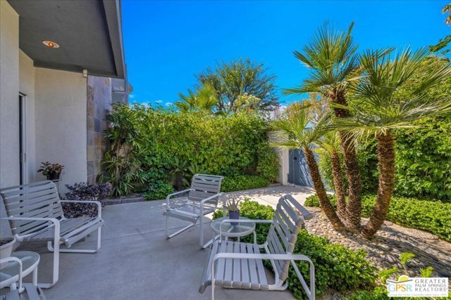 1520 N Via Miraleste, Palm Springs, CA 92262