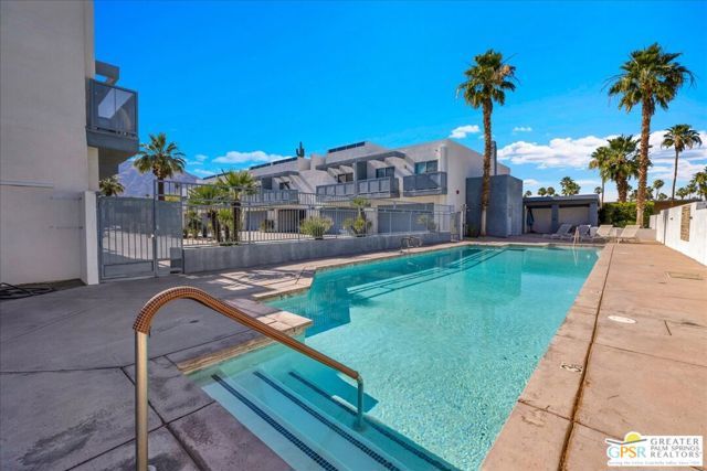 1520 N Via Miraleste, Palm Springs, CA 92262