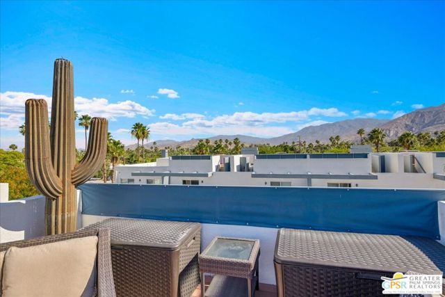1520 N Via Miraleste, Palm Springs, CA 92262