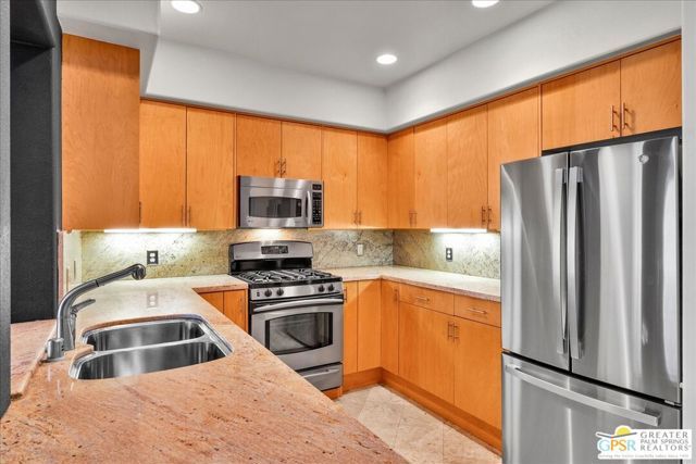 1520 N Via Miraleste, Palm Springs, CA 92262