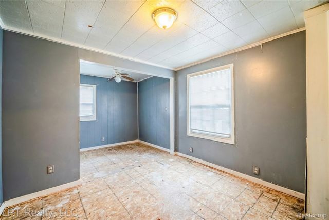 453 Spruce Street, Wyandotte, MI 48192