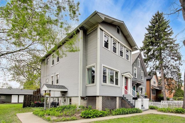 1028 Ashland Avenue, Evanston, IL 60202