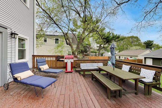 1028 Ashland Avenue, Evanston, IL 60202