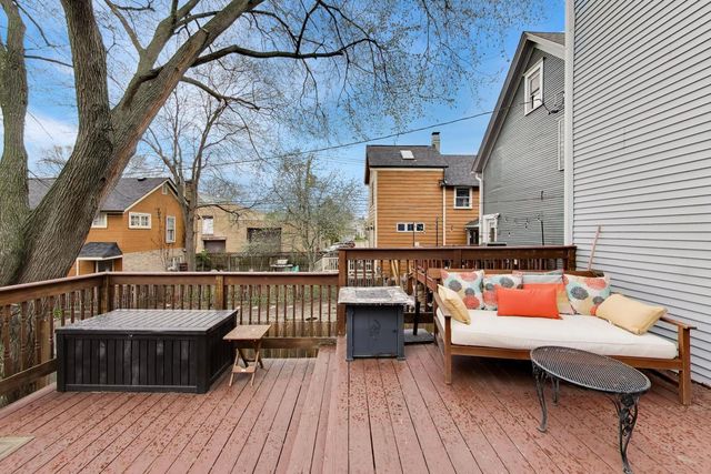 1028 Ashland Avenue, Evanston, IL 60202