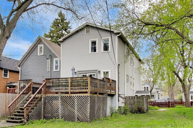 1028 Ashland Avenue, Evanston, IL 60202
