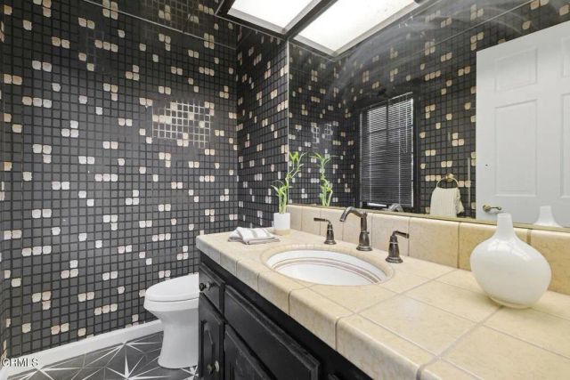 4590 Tam O Shanter Drive, Westlake Village, CA 91362