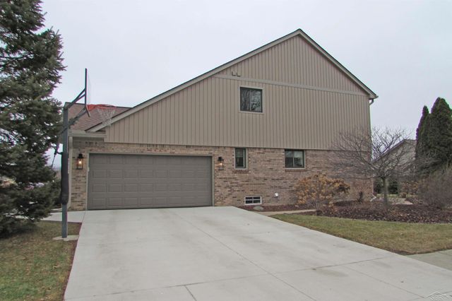 617 Turnbull Street, Lapeer, MI 48446