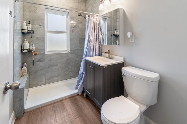 719 N 14th Avenue, Melrose Park, IL 60160