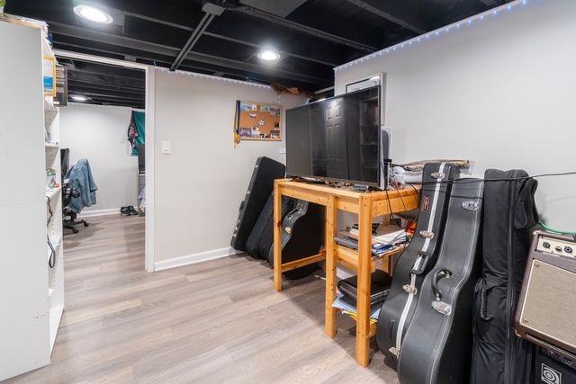 719 N 14th Avenue, Melrose Park, IL 60160