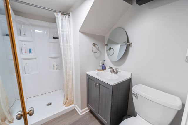 719 N 14th Avenue, Melrose Park, IL 60160