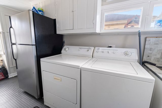 719 N 14th Avenue, Melrose Park, IL 60160