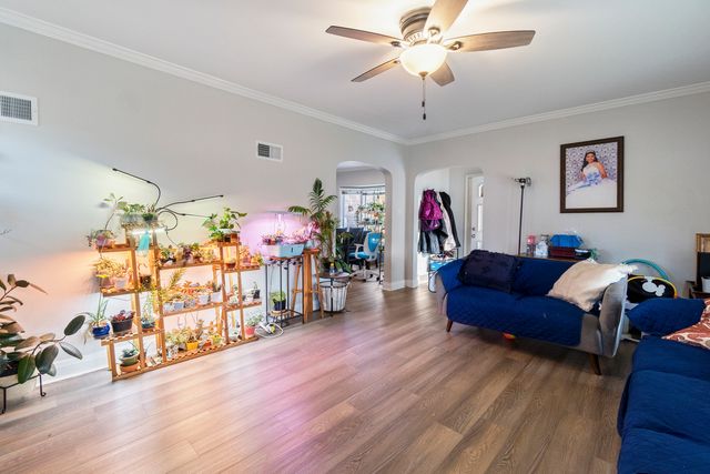 719 N 14th Avenue, Melrose Park, IL 60160