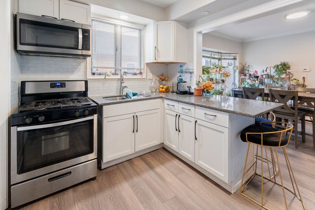 719 N 14th Avenue, Melrose Park, IL 60160